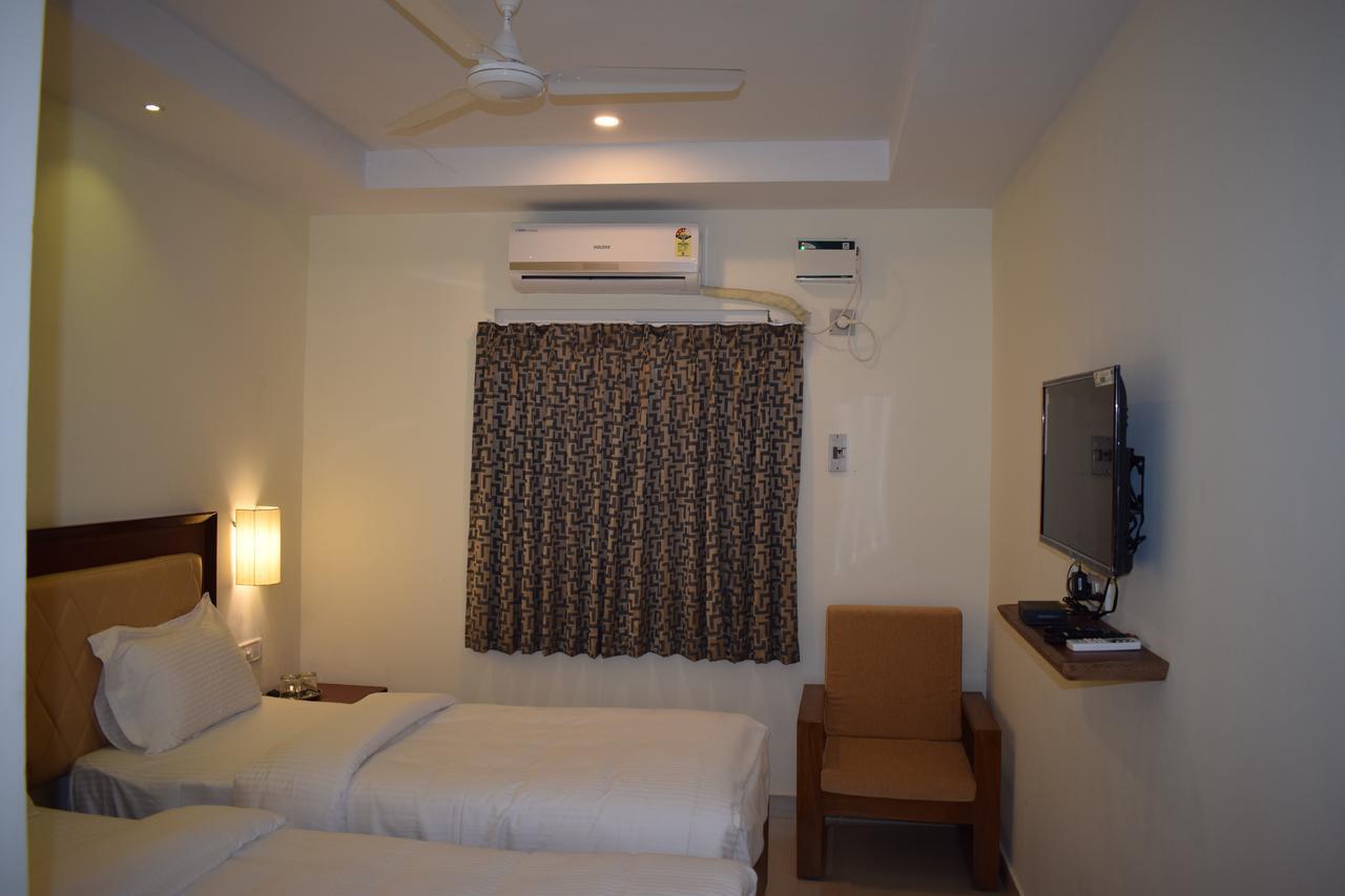 Ak Sea View Residency Pondicherry Phòng bức ảnh