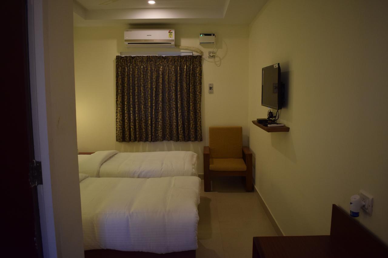 Ak Sea View Residency Pondicherry Phòng bức ảnh
